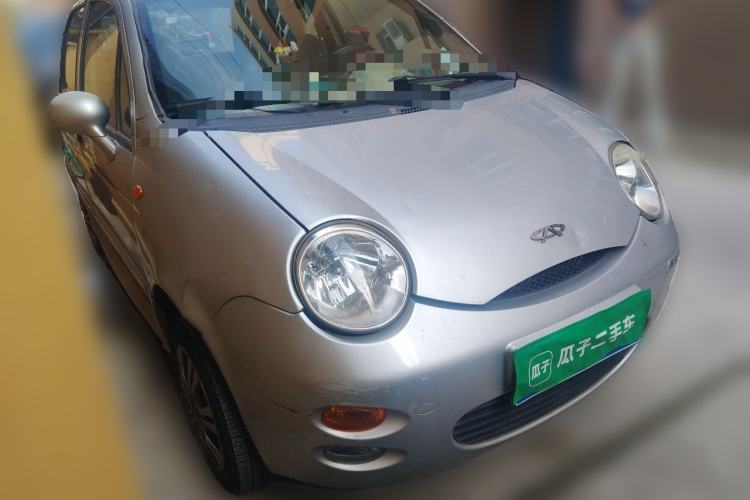 Used Chery QQ3 2012 Stylish Edition 1.0L Manual Start-Up Model Front Right 45 Deg