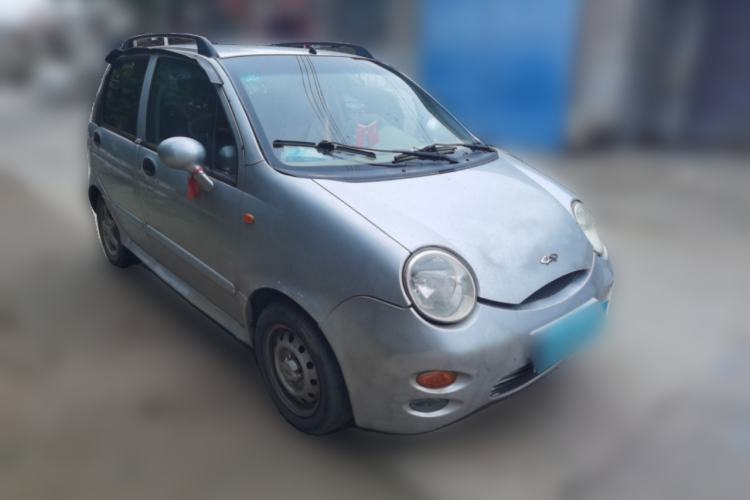 Used Chery QQ3 2012 Stylish Edition 1.0L Manual Start-Up Model Front Right 45 Deg