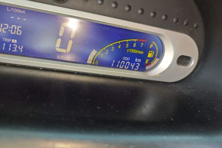 Used Chery QQ3 2012 Fashion Edition 1.0L Manual Champion Version Odometer Close Up