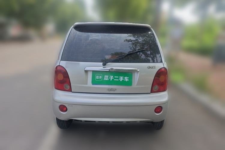 Used Chery QQ3 2012 Fashion Edition 1.0L Manual Champion Version Rear
