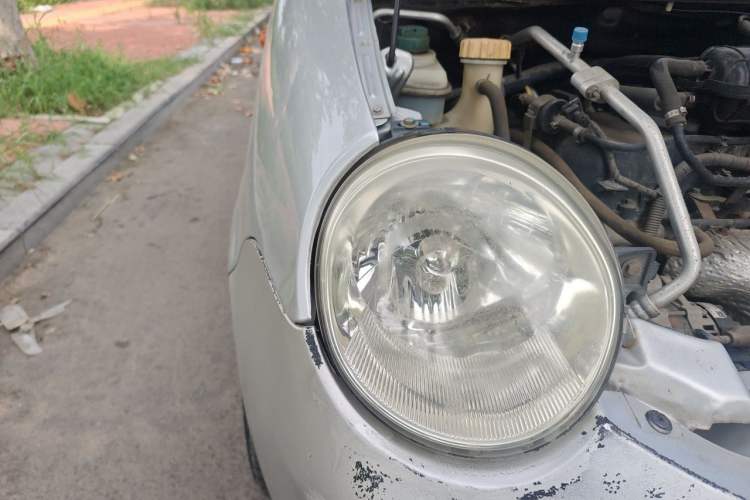 Used Chery QQ3 2012 Fashion Edition 1.0L Manual Champion Version Right Front Headlight