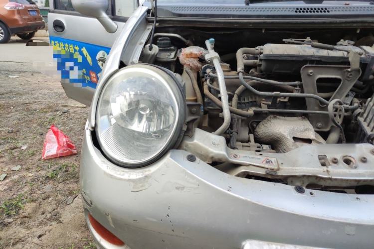 Used Chery QQ3 2012 Fashion Edition 1.0L Manual Champion Version Right Front Headlight