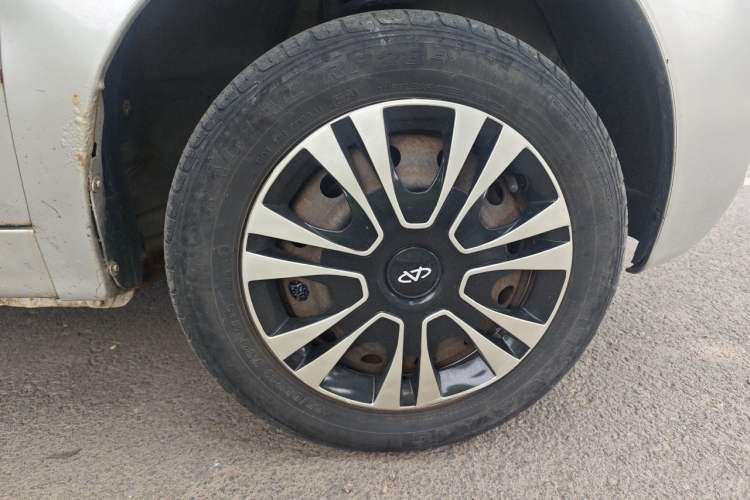 Used Chery QQ3 2012 Fashion Edition 1.0L Manual Champion Version Right Front Wheel Hub