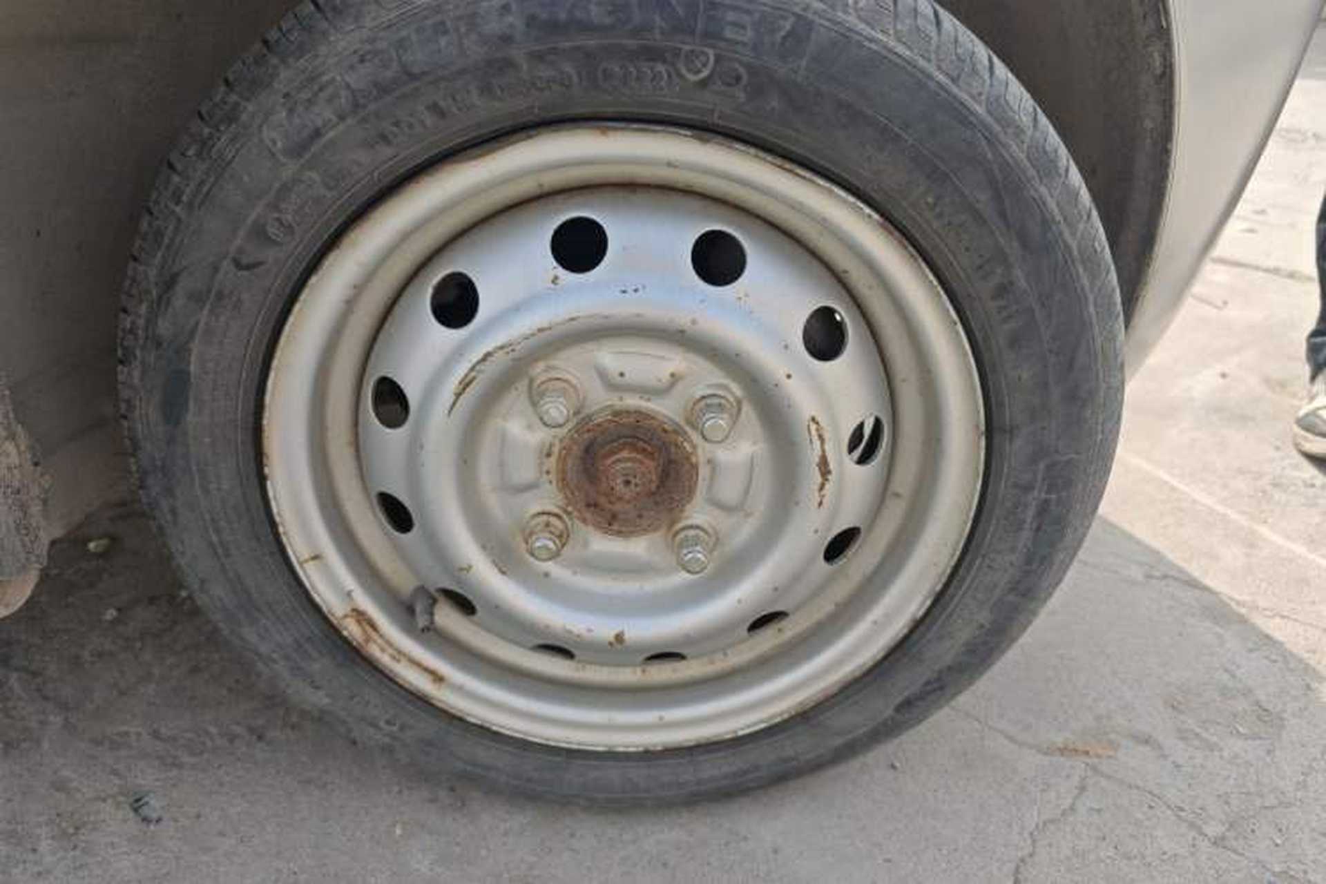 Used Chery QQ3 2012 Dream Edition 0.8L Manual – Dream Variant Right Front Wheel Hub