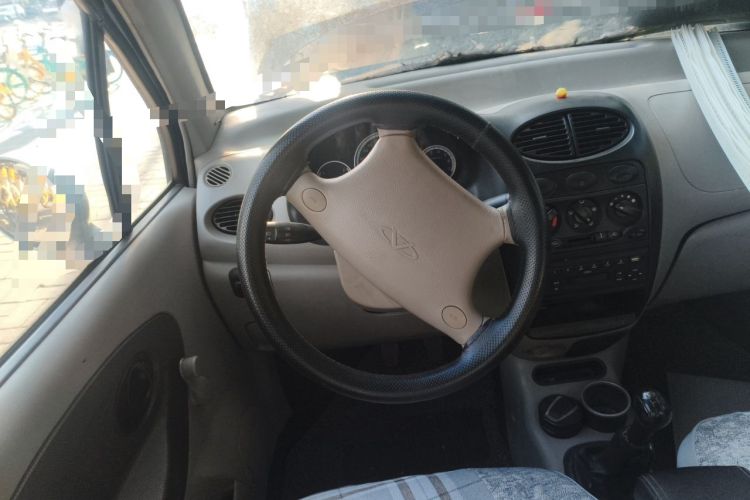 Used Chery QQ3 2012 Dream Edition 0.8L Manual – Dream Variant Steering Wheel