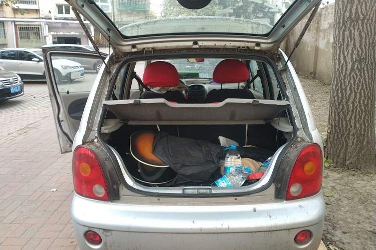 Used Chery QQ3 2012 Fashion Edition 1.0L Manual Champion Version Trunk