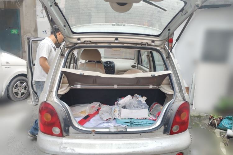 Used Chery QQ3 2012 Stylish Edition 1.0L Manual Start-Up Model Trunk