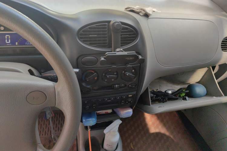 Used Chery QQ3 2012 Fashion Edition 1.0L Manual Champion Version Audio And AC Panel