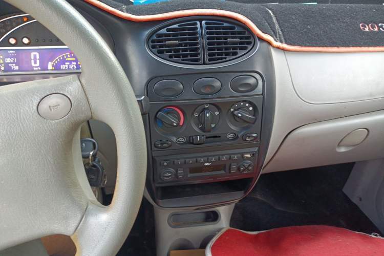 Used Chery QQ3 2012 0.8L Manual Summer Limited Edition Audio And AC Panel