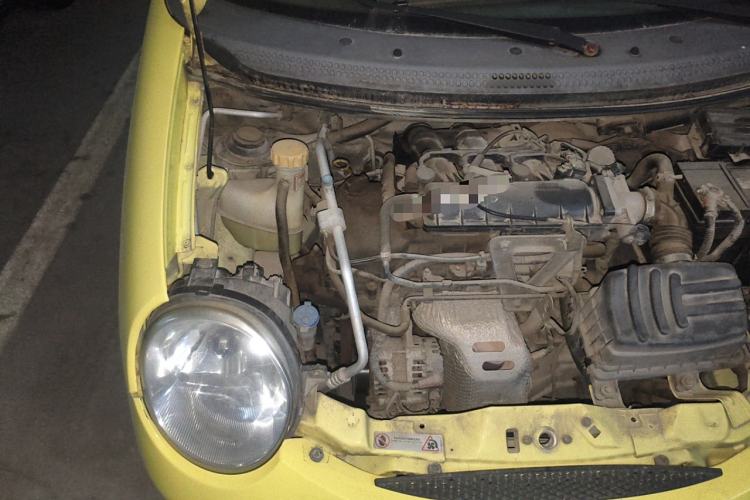 Used Chery QQ3 2012 Dream Edition 0.8L Manual – Dream Variant Engine Bay Right