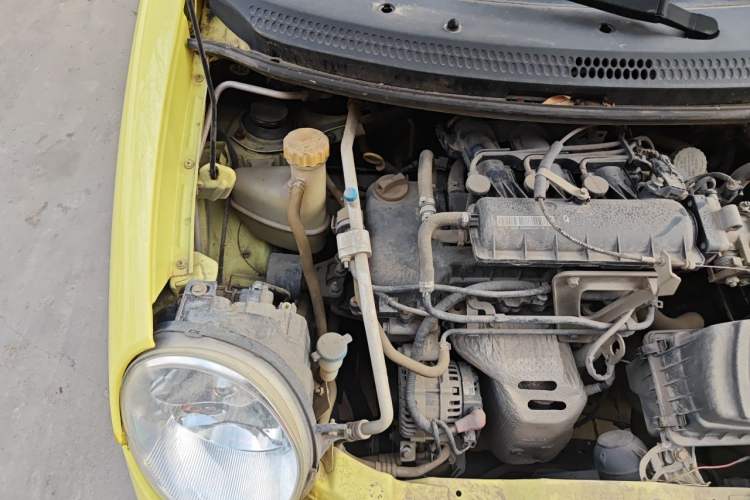 Used Chery QQ3 2012 0.8L Manual Summer Limited Edition Engine Bay Right