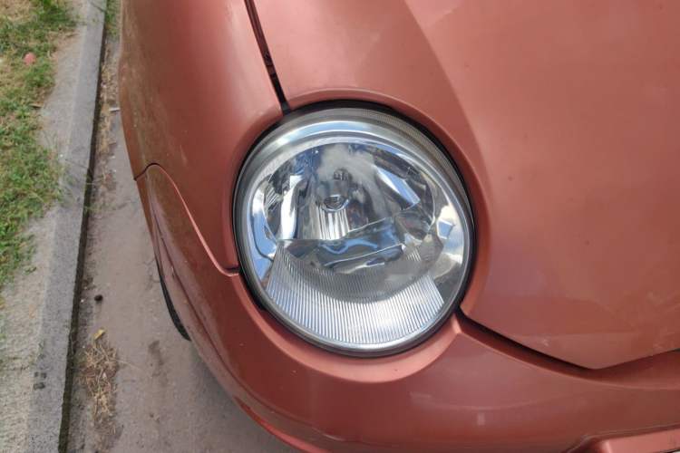 Used Chery QQ3 2012 Fashion Edition 1.0L Manual Champion Version Right Front Headlight