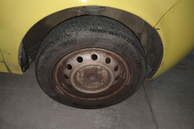 Used Chery QQ3 2012 Dream Edition 0.8L Manual – Dream Variant Right Front Wheel Hub