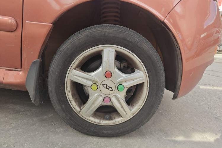Used Chery QQ3 2012 Stylish Edition 1.0L Manual Start-Up Model Right Front Wheel Hub