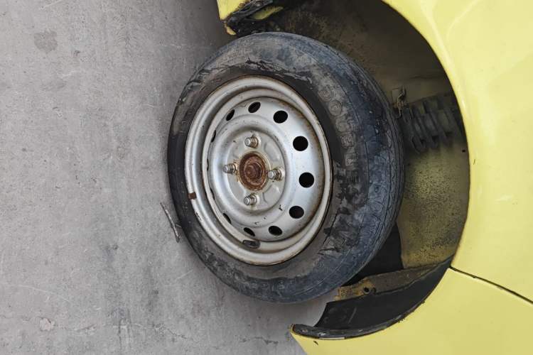 Used Chery QQ3 2012 0.8L Manual Summer Limited Edition Right Front Wheel Hub