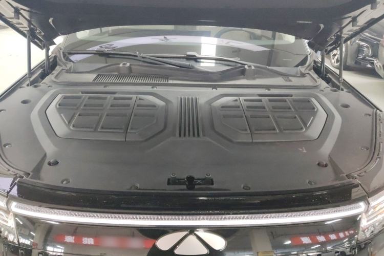 Used Chery T11 2026 Model 220 All-Wheel Drive Family Fun Edition Engine Bay