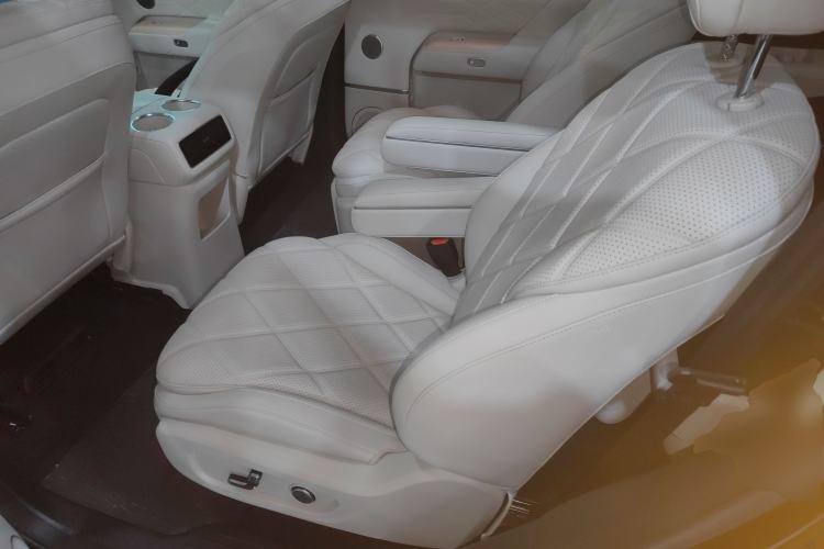 Used Chery T11 2026 Model 220 All-Wheel Drive Dual IMAX Theater Edition Left Rear Seat