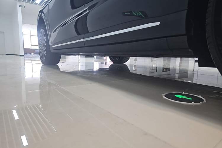 Used Chery T11 2026 Model 220 All-Wheel Drive Dual IMAX Theater Edition Left Side Sill