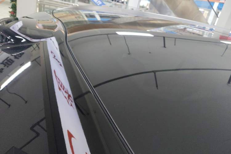 Used Chery T11 2026 Model 220 All-Wheel Drive Family Fun Edition Roof