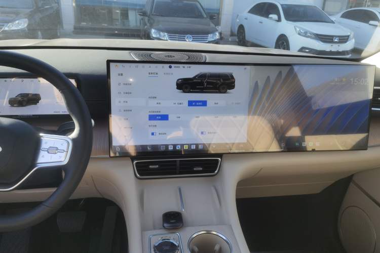 Used Chery T11 2026 Model 220 All-Wheel Drive Family Fun Edition Audio And AC Panel