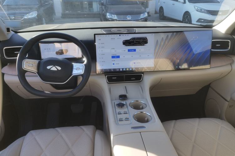 Used Chery T11 2026 Model 220 All-Wheel Drive Family Fun Edition Interior 2