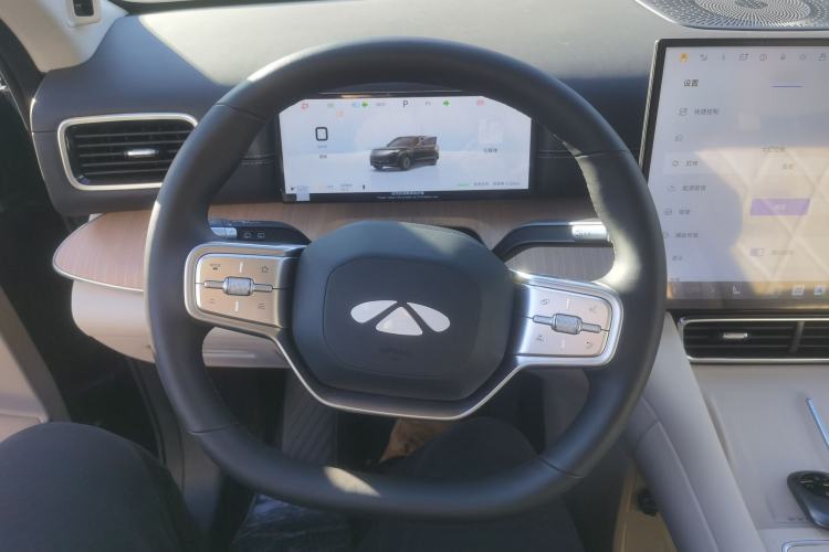 Used Chery T11 2026 Model 220 All-Wheel Drive Family Fun Edition Steering Wheel