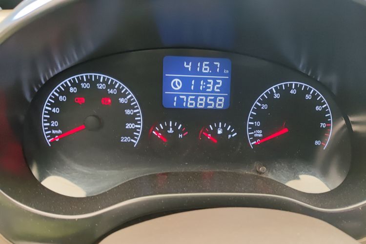 Used Chery Tiggo 2009 Classic Edition 1.6L Manual Comfort Model Odometer Close Up