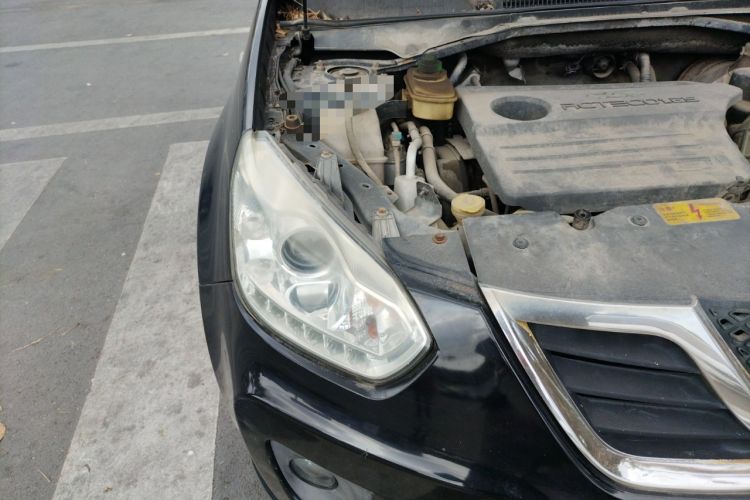 Used Chery Tiggo 2010 Elite Edition 1.6L Manual Comfort Model Engine Bay Right