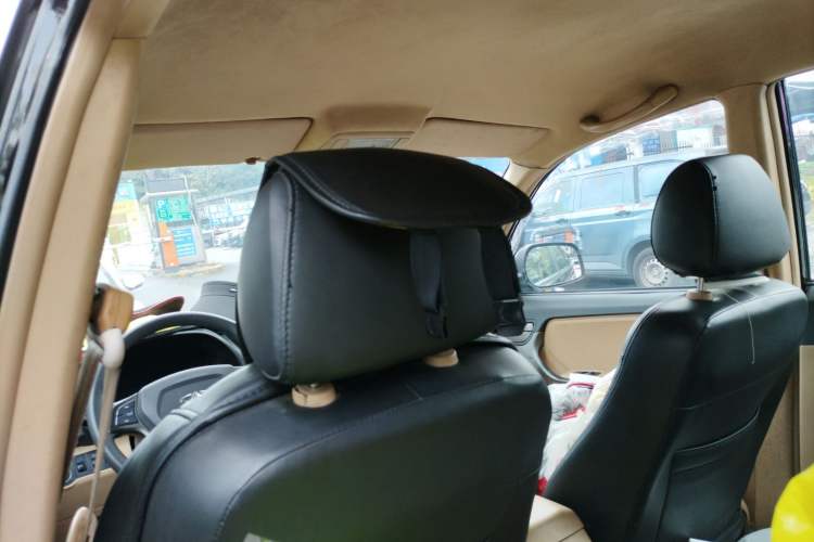 Used Chery Tiggo 2010 Elite Edition 1.6L Manual Comfort Model Headliner