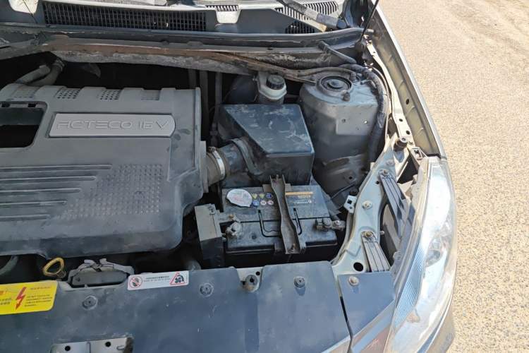 Used Chery Tiggo 2010 Elite Edition 1.6L Manual Comfort Model Engine Bay Left