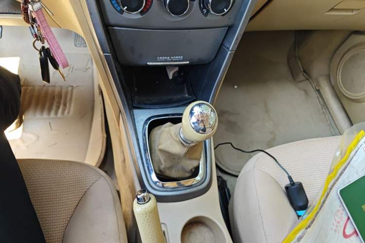 Used Chery Tiggo 2010 Elite Edition 1.6L Manual Comfort Model Gear Lever