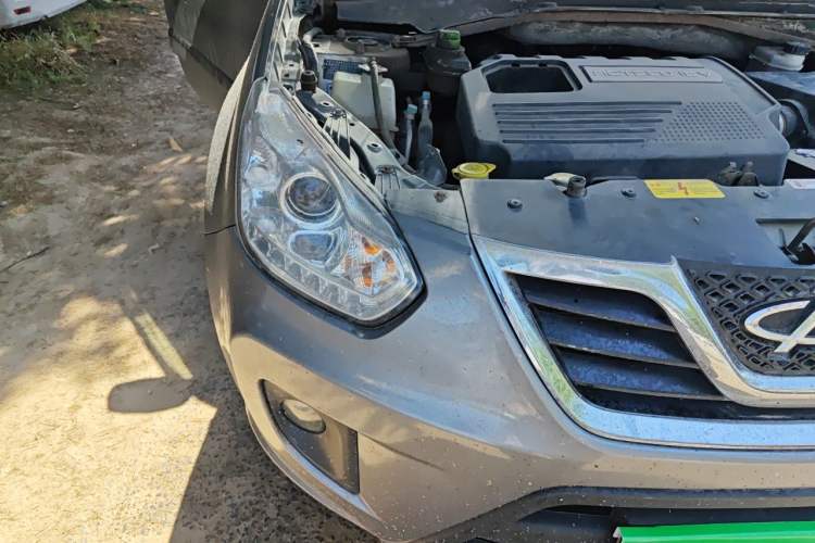 Used Chery Tiggo 2010 Elite Edition 1.6L Manual Comfort Model Right Front Headlight
