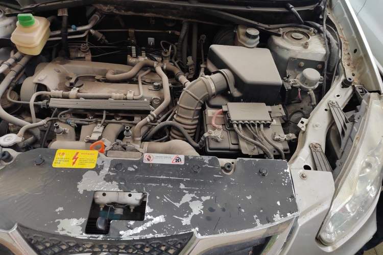 Used Chery Tiggo 2010 Elite Edition 1.6S Manual Comfort Model Engine Bay Left