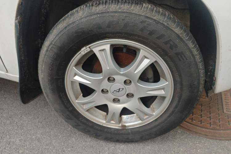 Used Chery Tiggo 2010 Elite Edition 2.0L Manual Luxury Model Right Front Wheel Hub