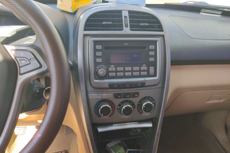 Used Chery Tiggo 2011 Elite Edition 1.6L Manual Comfort DVVT Audio And AC Panel