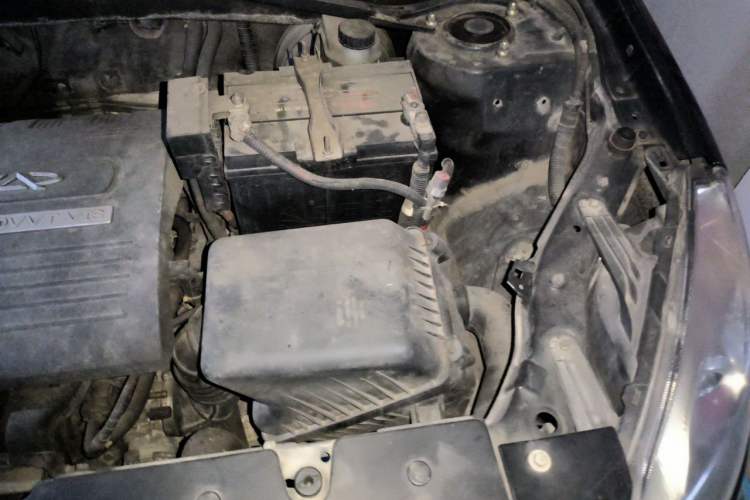 Used Chery Tiggo 2011 Elite Edition 1.6L Manual Comfort DVVT Engine Bay Left
