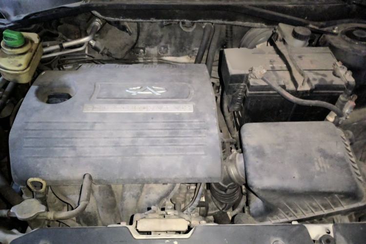 Used Chery Tiggo 2011 Elite Edition 1.6L Manual Comfort DVVT Engine Bay