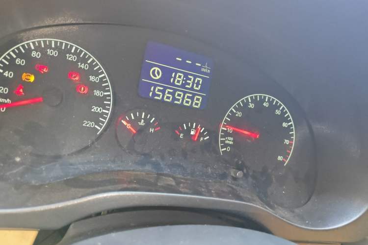 Used Chery Tiggo 2011 Elite Edition 1.6L Manual Luxury DVVT Odometer Close Up