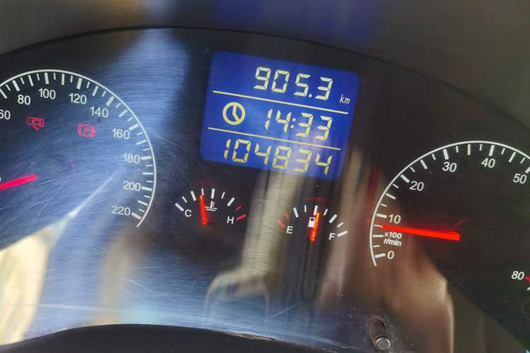 Used Chery Tiggo 2011 Elite Edition 1.6L Manual Comfort DVVT Odometer Close Up