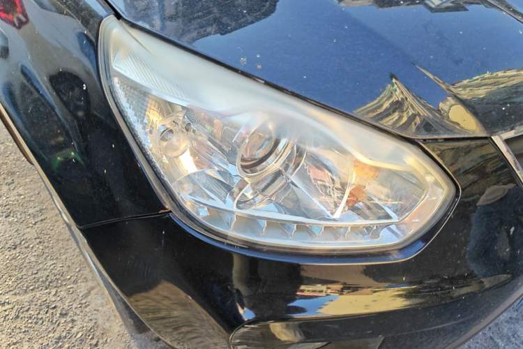 Used Chery Tiggo 2011 Elite Edition 1.6L Manual Luxury DVVT Right Front Headlight