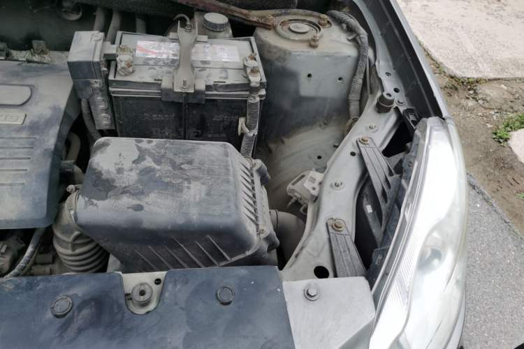 Used Chery Tiggo 2011 Elite Edition 1.6L Manual Comfort DVVT Engine Bay Left