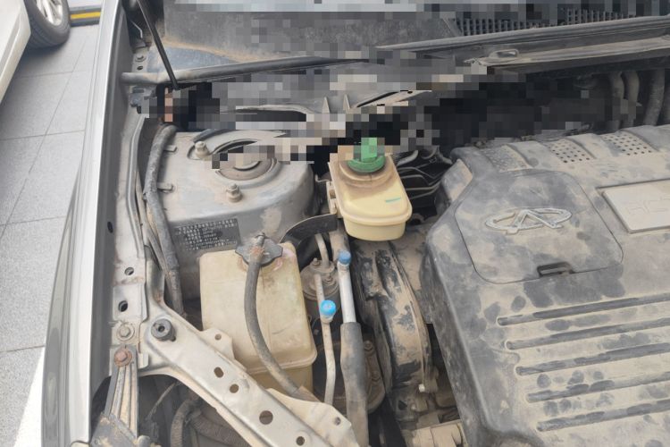 Used Chery Tiggo 2011 Elite Edition 1.6L Manual Comfort DVVT Engine Bay Right