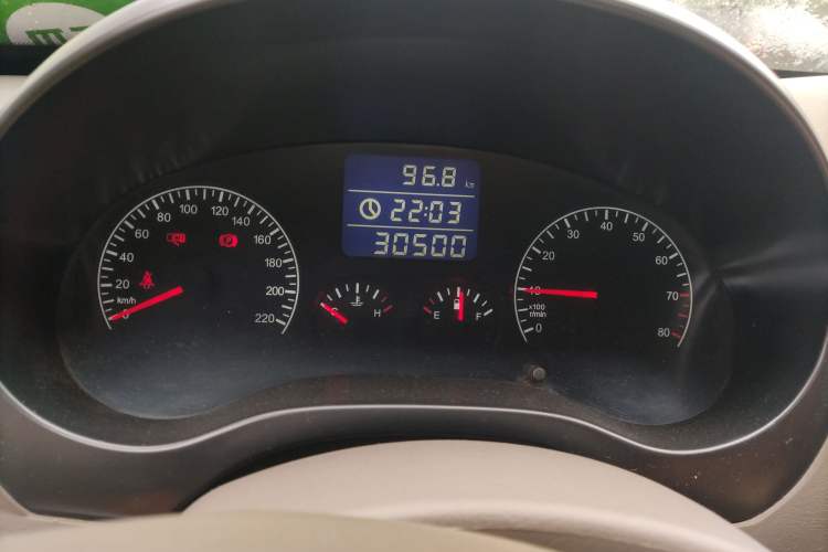 Used Chery Tiggo 2011 Elite Edition 1.6L Manual Comfort DVVT Odometer Close Up