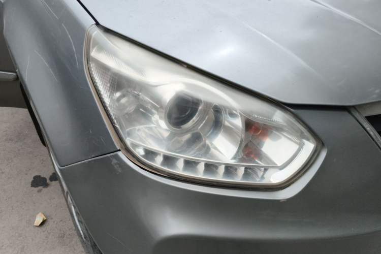 Used Chery Tiggo 2011 Elite Edition 1.6L Manual Comfort DVVT Right Front Headlight