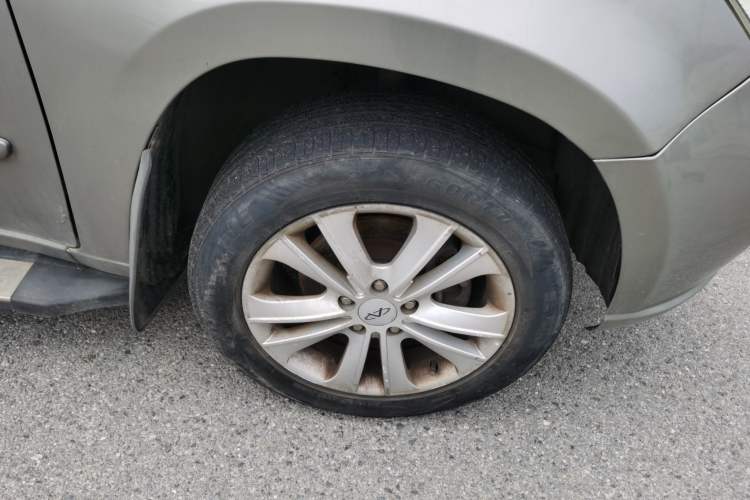 Used Chery Tiggo 2011 Elite Edition 1.6L Manual Comfort DVVT Right Front Wheel Hub