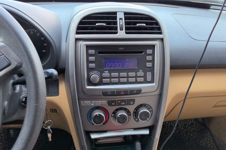 Used Chery Tiggo 2011 Elite Edition 1.6L Manual Comfort DVVT Audio And AC Panel