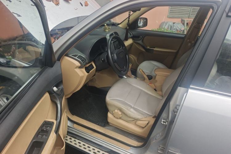 Used Chery Tiggo 2011 Elite Edition 1.6L Manual Comfort DVVT Driver Seat