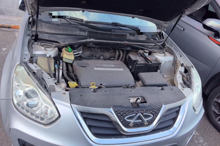 Used Chery Tiggo 2011 Elite Edition 1.6L Manual Comfort DVVT Engine Bay