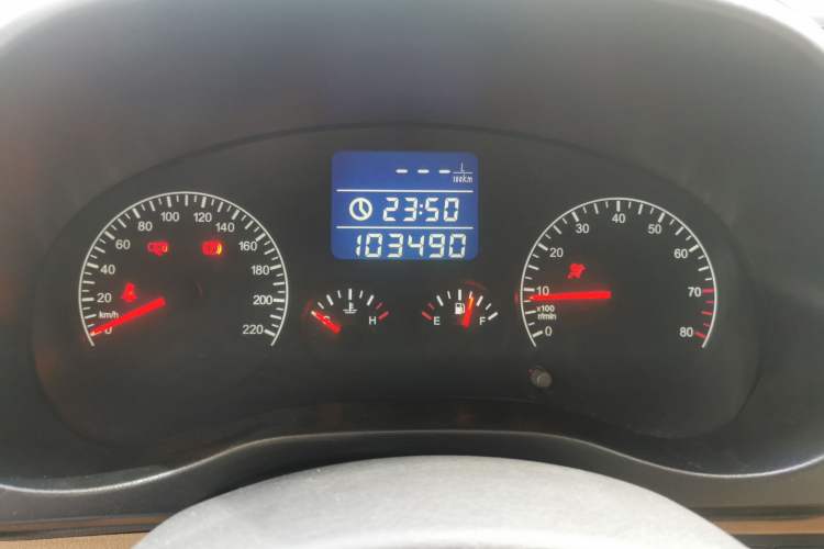 Used Chery Tiggo 2011 Elite Edition 1.6L Manual Luxury DVVT Odometer Close Up