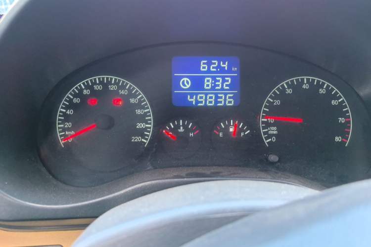 Used Chery Tiggo 2011 Elite Edition 1.6L Manual Comfort DVVT Odometer Close Up